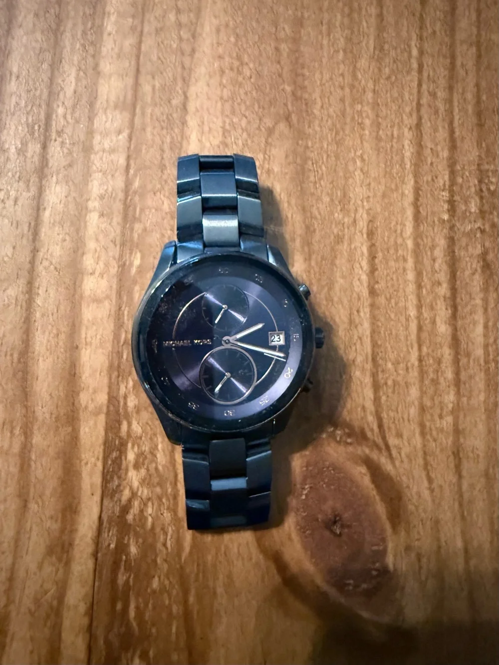 Michael Kors Gunmetal Blue Link Watch - Picture 3 of 6